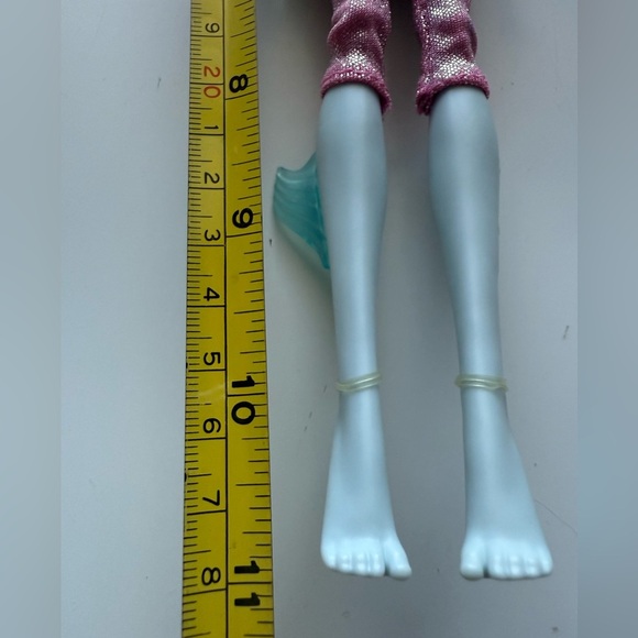 Monster High LAGOONA BLUE Picture Day Collectable Doll - Picture 6 of 7